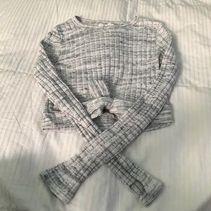 White/grey cropped long sleeve size S
